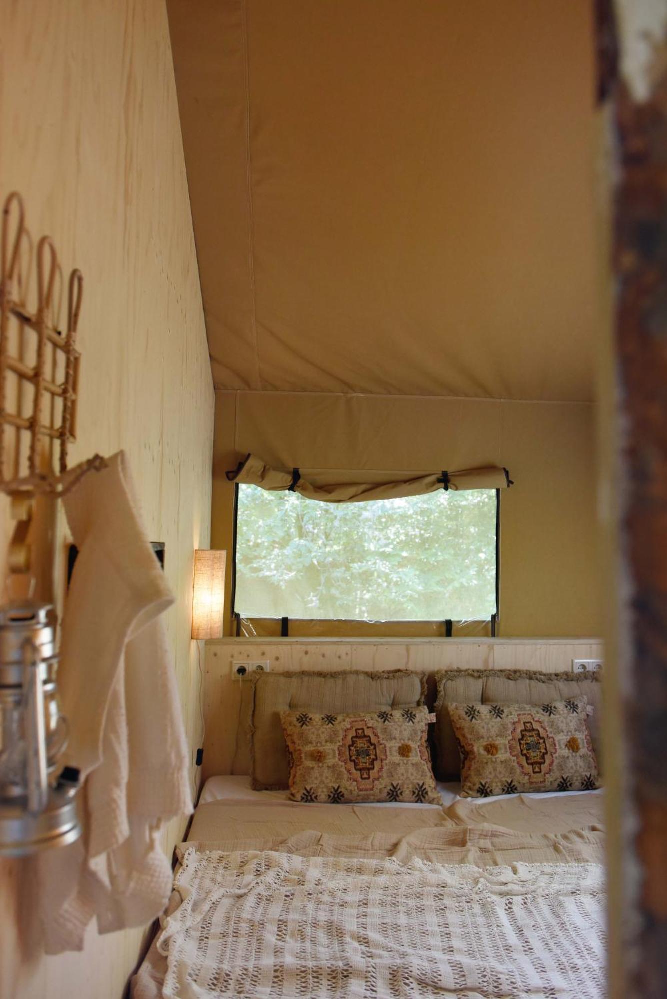 Hotel Smuk Thuskes Echtenerbrug Zewnętrze zdjęcie